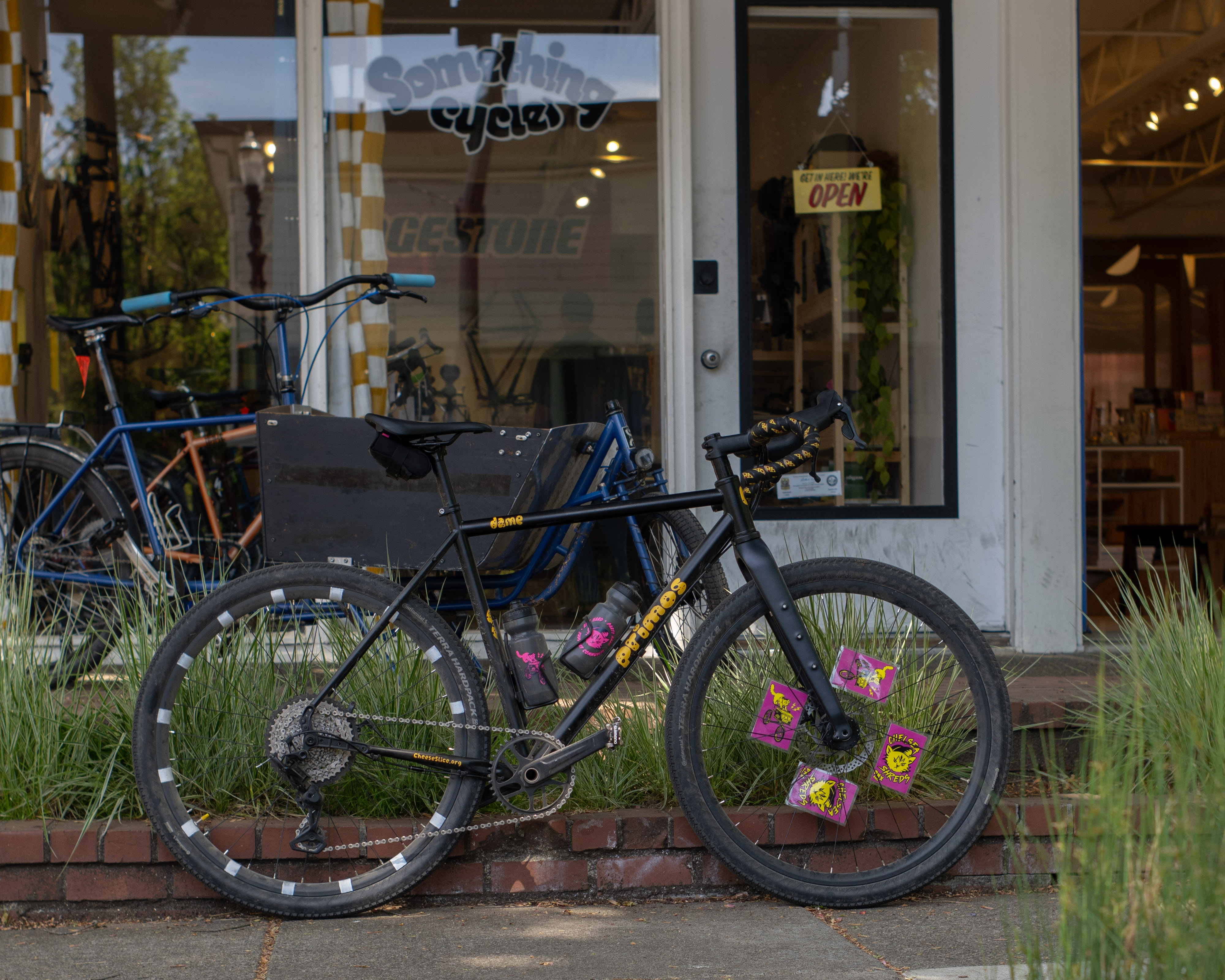 Custom Painted Primos Cycles x CheeseSlice Dame